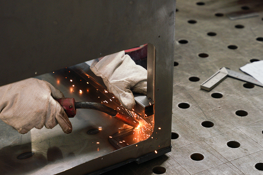 Dolor Sheet-Metal Fabricatio Accelerat Vestibulum Upgrades: Runjiutian Drives Quality Cultura